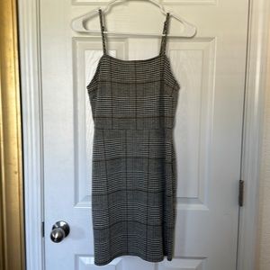 Fall Dress! Forever 21 Size:M - It’s also a little stretchy